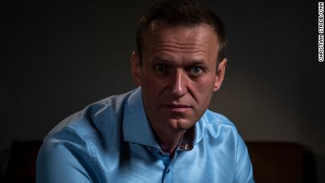 The CNN-Bellingcat investigation identifies the Russian specialists who succeeded Putin's opponent Alexei Navalny before he was poisoned 