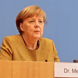 Берлін продовжує наполягати на ролі українського транзиту - Меркель