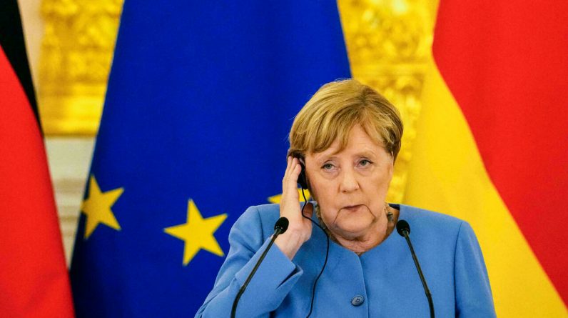 Ключовий союзник Меркель відвідує Україну перед тим, як покинути свій пост