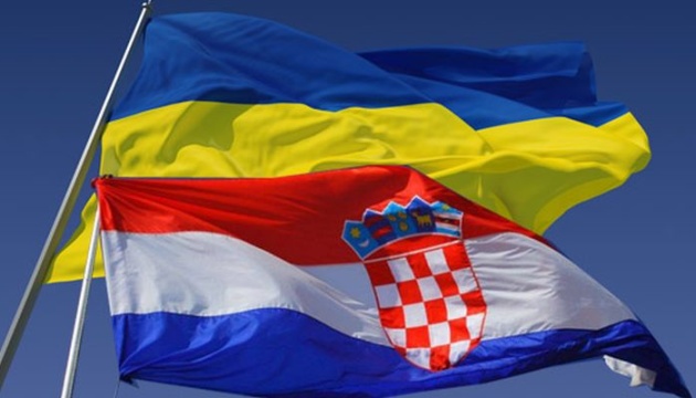 Прем'єр-міністри України та Хорватії обговорюють співпрацю у сфері торгівлі, туризму та цифровізації