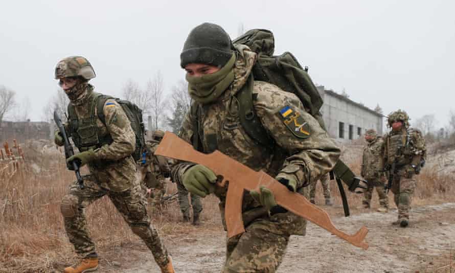 Підготовка українських резервістів під Києвом у грудні минулого року.