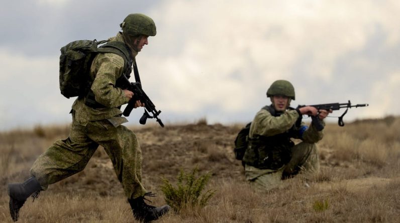 Росія може закликати військовозобов’язаних і резервістів, щоб вони компенсували великі втрати в Україні