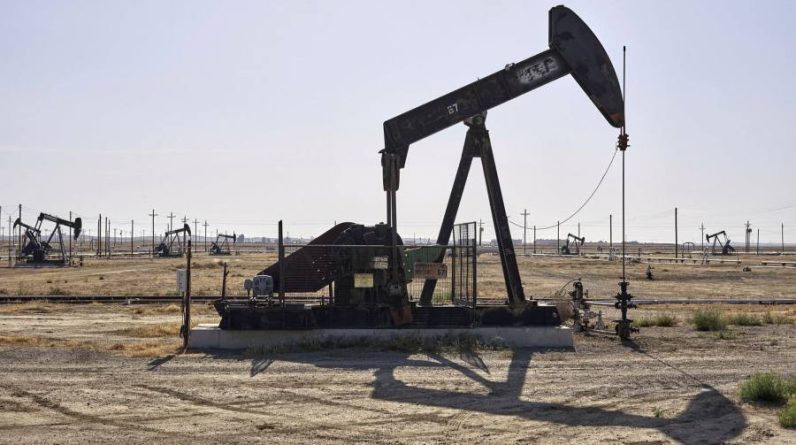 Живі новини: США планують купити 60 мільйонів барелів нафти, щоб допомогти поповнити запаси на випадок надзвичайних ситуацій