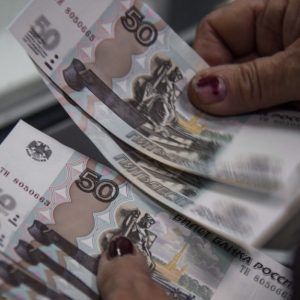 Чиновники попереджають, що міцний рубль може зашкодити російським компаніям