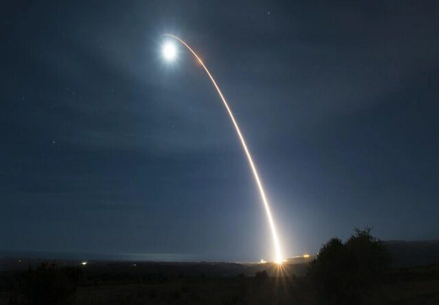 США випробовують міжконтинентальні балістичні ракети після затримок, пов’язаних з Україною та Китаєм